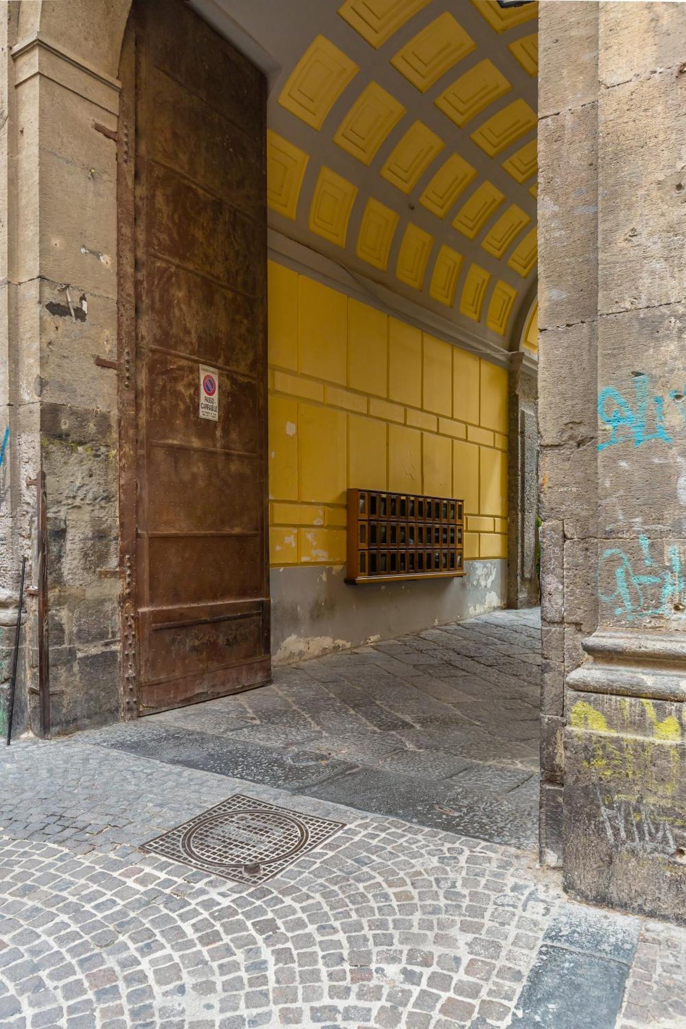 Residenza Trinita Maggiore نابولي المظهر الخارجي الصورة